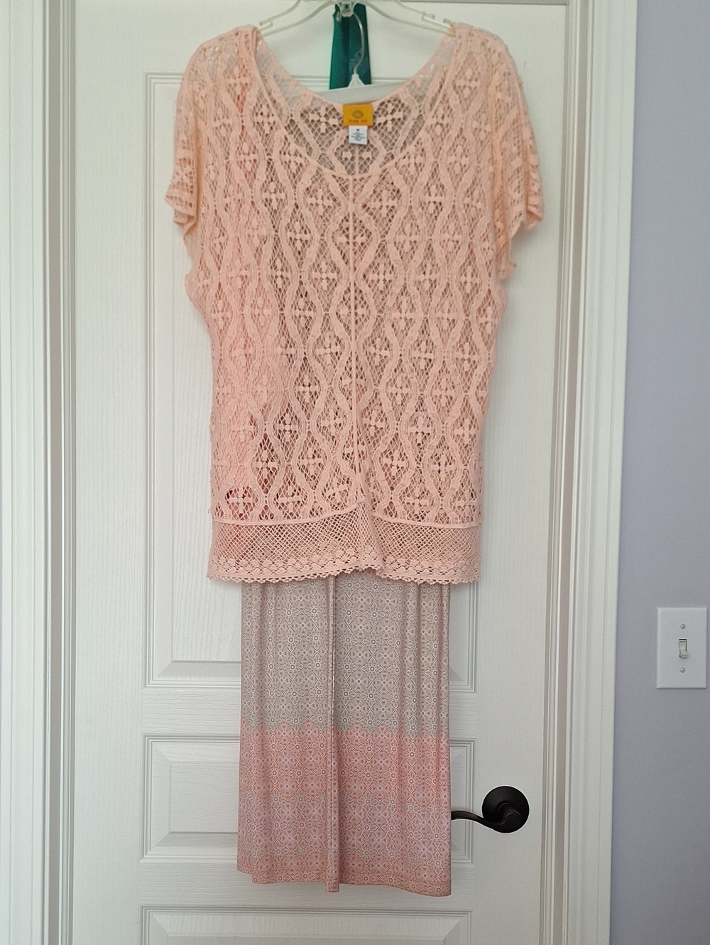 Ruby Rd. Set Peach Crochet Lace Tee and Matching Ombre Print Knit Pants